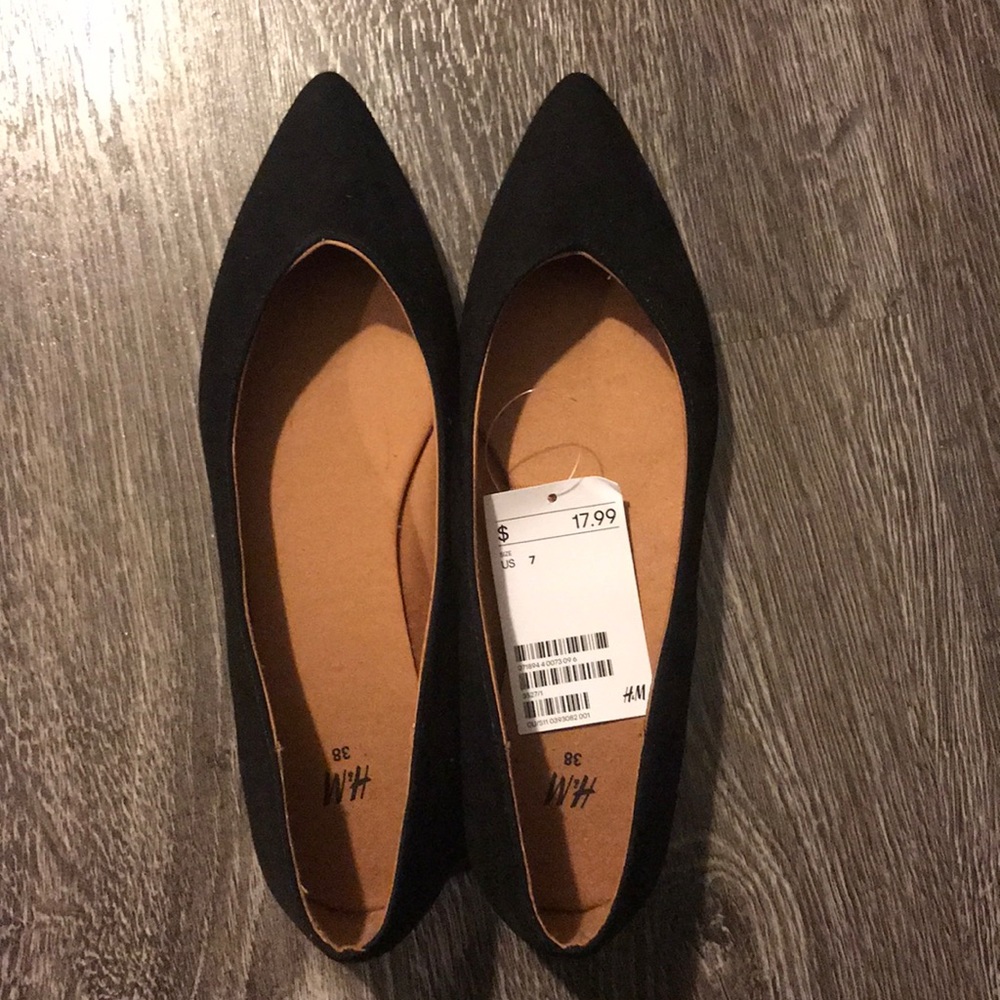 Flats - Picture 1 of 2